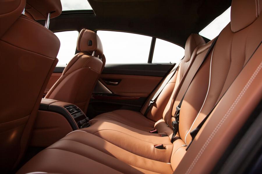Интерьер Alpina B6 xDrive Gran Coupe (F06) 2015 года  (фото 10 из 15)